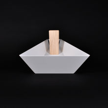 Intersecting Objects | Margo Maple & White